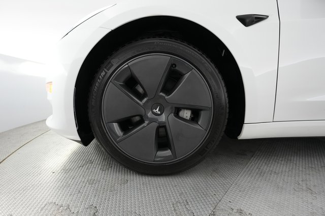 2023 Tesla Model 3 — photo 15 of 22
