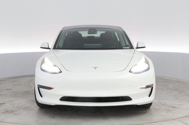 2023 Tesla Model 3 — photo 9 of 22