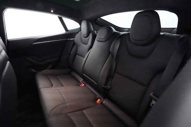 2022 Tesla Model S — photo 19 of 23