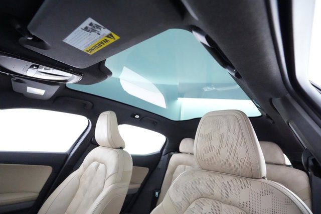2022 Polestar 2 — photo 20 of 22