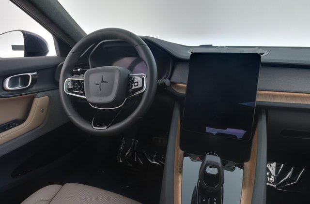 2022 Polestar 2 — photo 20 of 25
