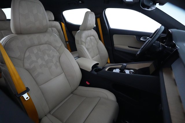 2022 Polestar 2 — photo 18 of 25