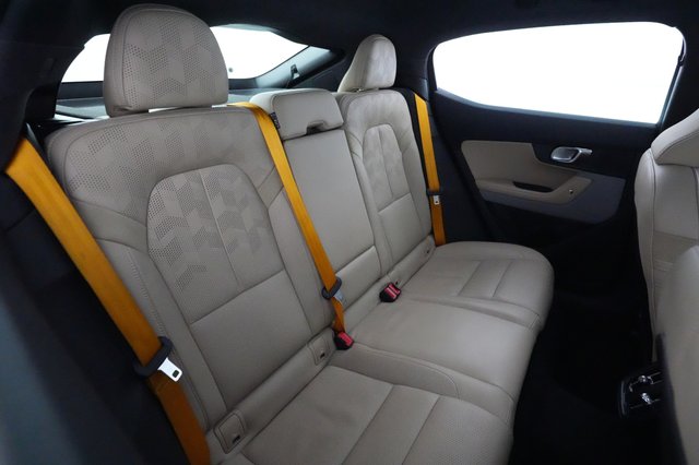 2022 Polestar 2 — photo 4 of 25