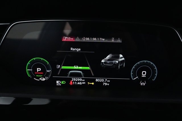 2021 Audi e-tron — photo 5 of 26