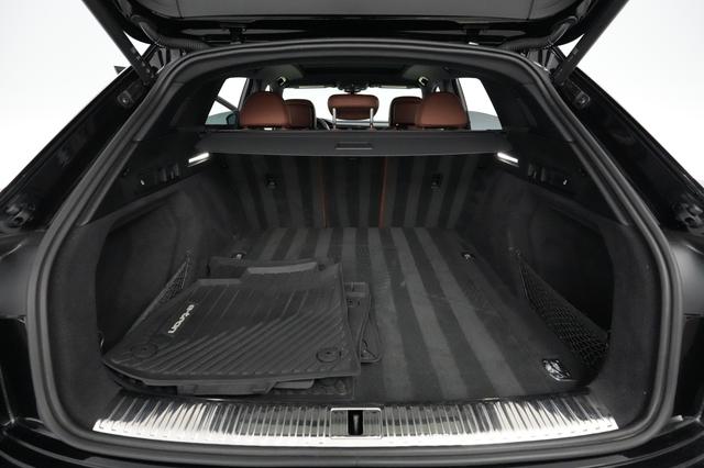 2021 Audi e-tron — photo 6 of 26