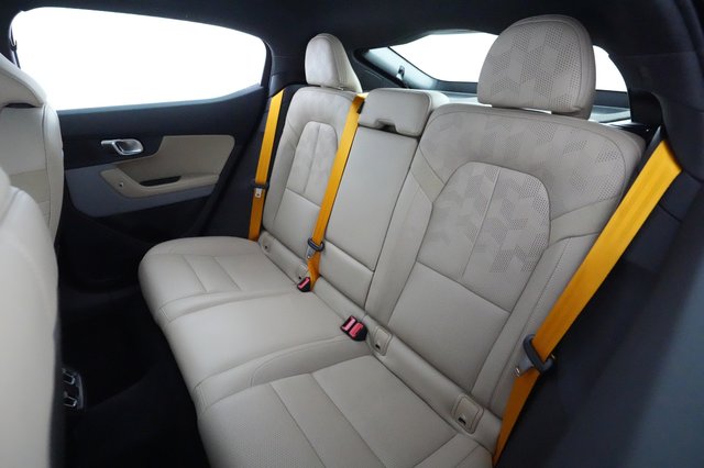 2022 Polestar 2 — photo 19 of 26