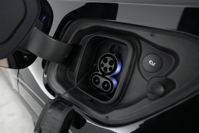 2022 Polestar 2 — photo 8 of 26