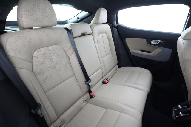 2022 Polestar 2 — photo 4 of 22
