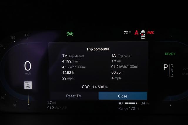 2023 Volvo C40 Recharge — photo 5 of 22