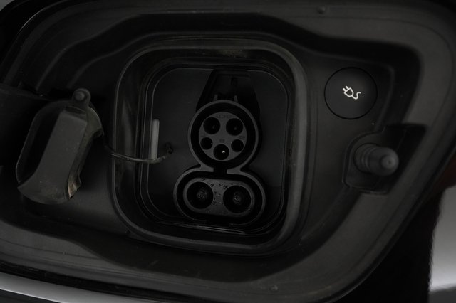 2023 Volvo C40 Recharge — photo 8 of 22