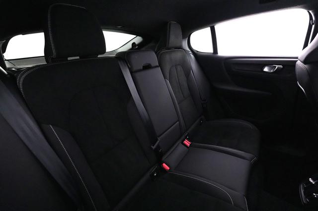 2023 Volvo C40 Recharge — photo 4 of 22