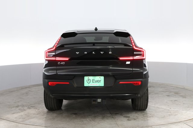2023 Volvo C40 Recharge — photo 12 of 22