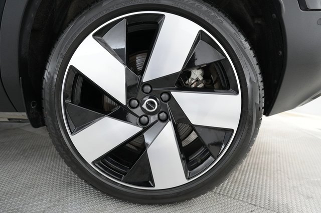 2023 Volvo C40 Recharge — photo 15 of 22
