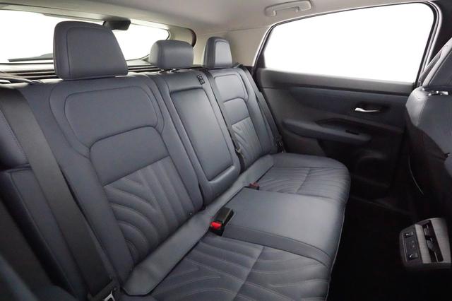 2023 Nissan Ariya — photo 4 of 23