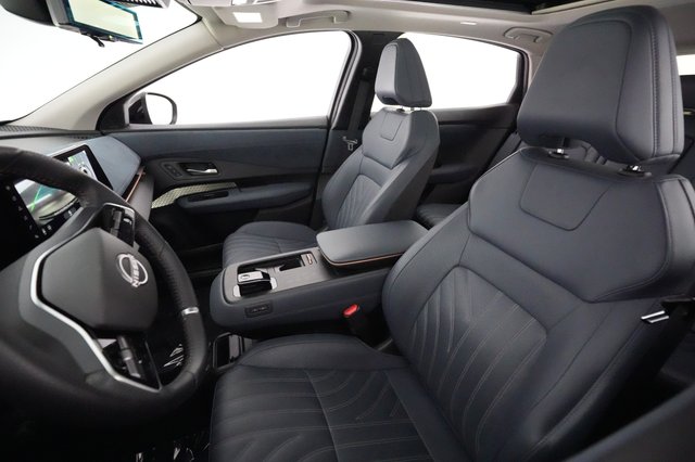 2023 Nissan Ariya — photo 3 of 23