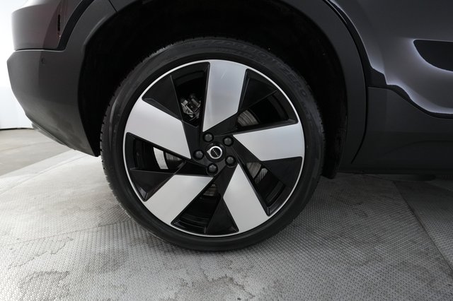 2024 Volvo C40 Recharge — photo 7 of 22