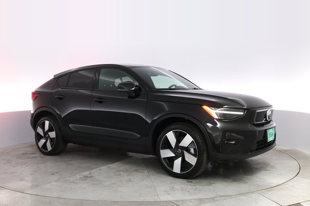 2024 Volvo C40 Recharge — photo 11 of 22