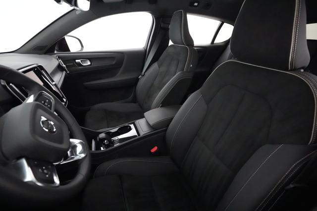 2024 Volvo C40 Recharge — photo 3 of 22