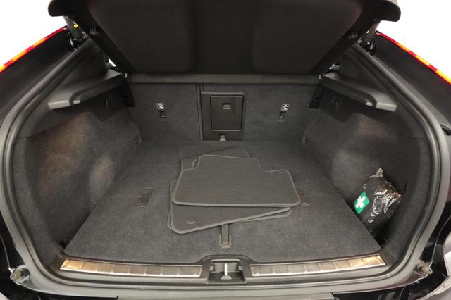 2024 Volvo C40 Recharge — photo 6 of 22