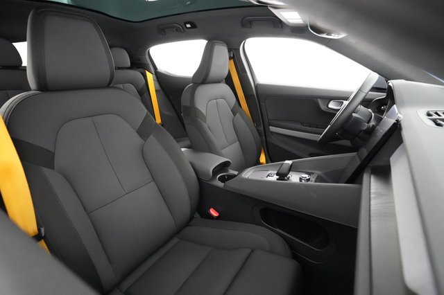 2021 Polestar 2 — photo 18 of 22