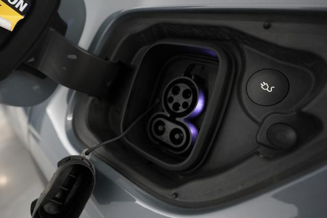 2021 Polestar 2 — photo 8 of 22