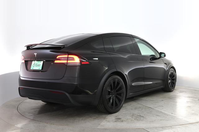 2023 Tesla Model X — photo 2 of 23