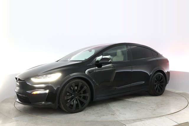 2023 Tesla Model X — photo 14 of 23