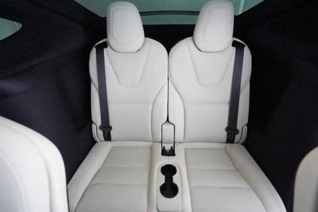 2023 Tesla Model X — photo 20 of 23