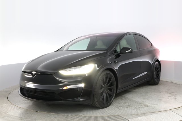 2023 Tesla Model X — VIN 7SAXCBE52PF366840