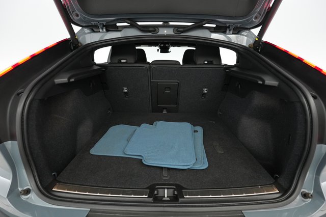 2023 Volvo C40 Recharge — photo 6 of 25