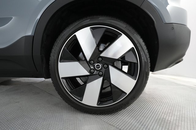 2023 Volvo C40 Recharge — photo 15 of 25