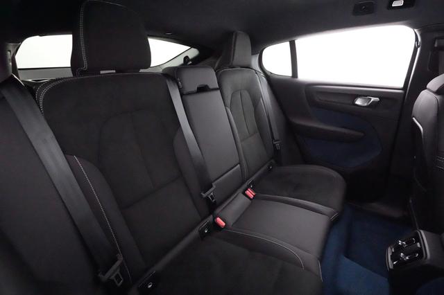 2023 Volvo C40 Recharge — photo 4 of 25