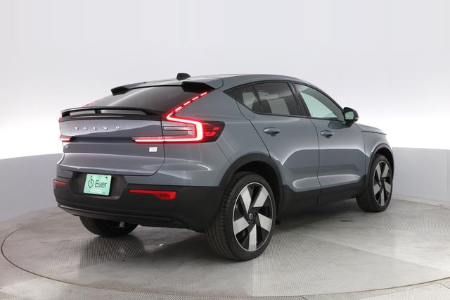 2023 Volvo C40 Recharge — photo 2 of 25