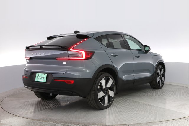 2023 Volvo C40 Recharge — photo 2 of 25