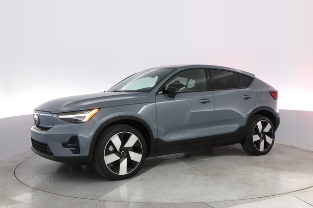 2023 Volvo C40 Recharge — photo 14 of 25