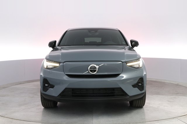2023 Volvo C40 Recharge — photo 9 of 25