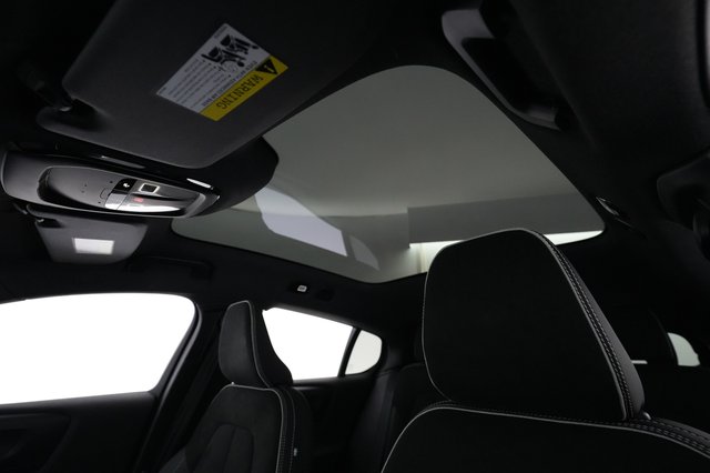 2023 Volvo C40 Recharge — photo 21 of 25