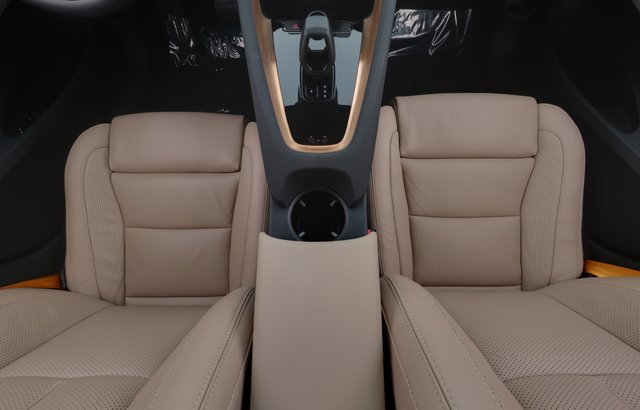 2022 Polestar 2 — photo 22 of 25