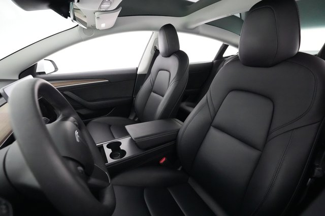 2022 Tesla Model 3 — photo 3 of 24