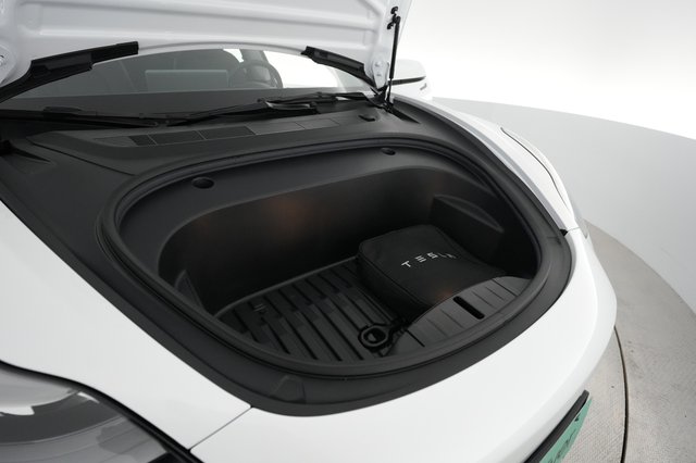 2022 Tesla Model 3 — photo 20 of 24