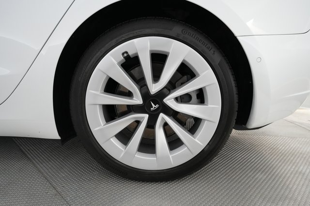 2022 Tesla Model 3 — photo 15 of 24