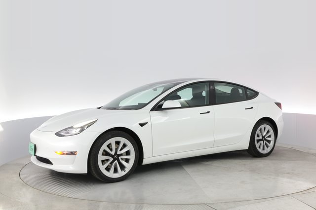 2022 Tesla Model 3 — photo 14 of 24