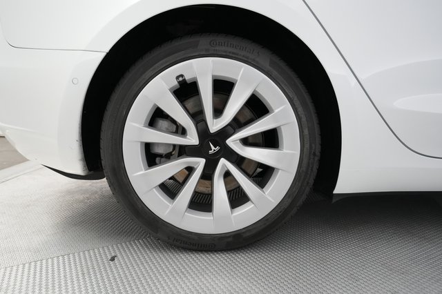 2022 Tesla Model 3 — photo 7 of 24