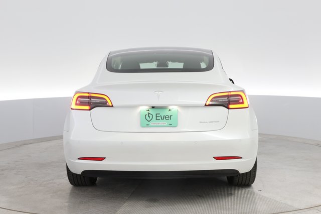 2022 Tesla Model 3 — photo 12 of 24