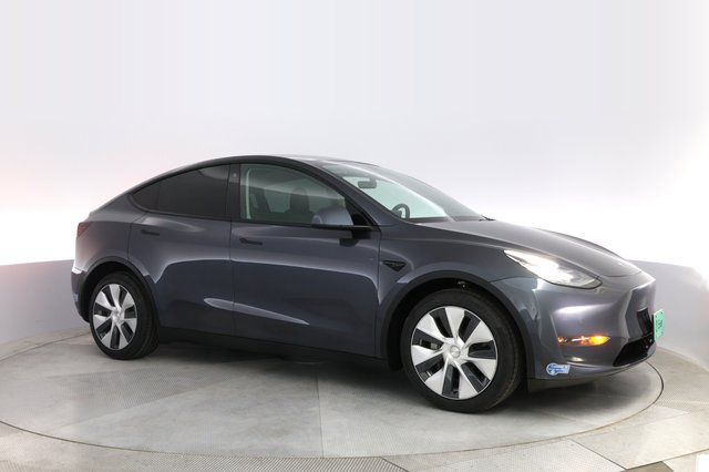 2021 Tesla Model Y — photo 11 of 25