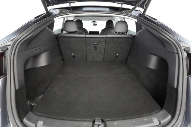 2021 Tesla Model Y — photo 6 of 25