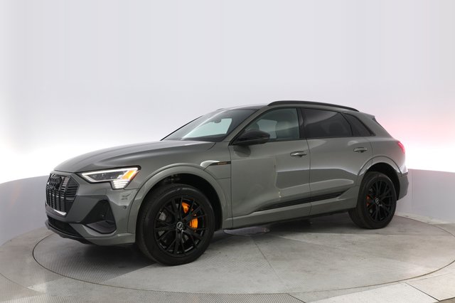 2023 Audi e-tron — photo 14 of 22