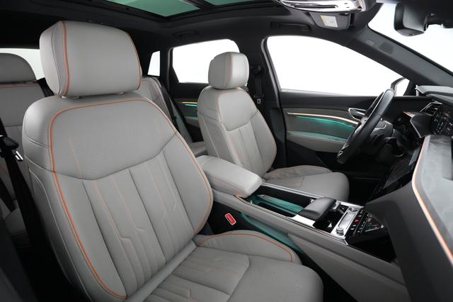 2023 Audi e-tron — photo 4 of 22