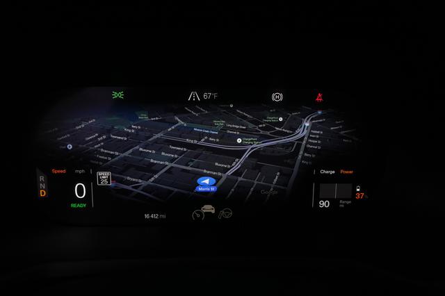 2022 Polestar 2 — photo 5 of 25