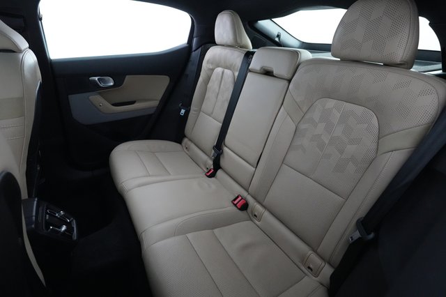 2022 Polestar 2 — photo 19 of 25